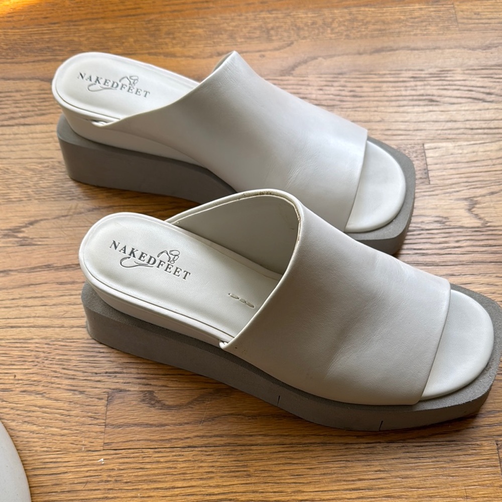 Naked Feet Women's Cream Slide Sandals - Picture 3 of 7